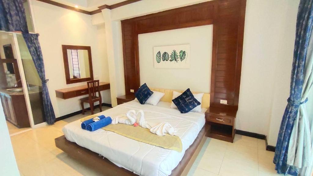 PHADEE APARTMENT – Phuket